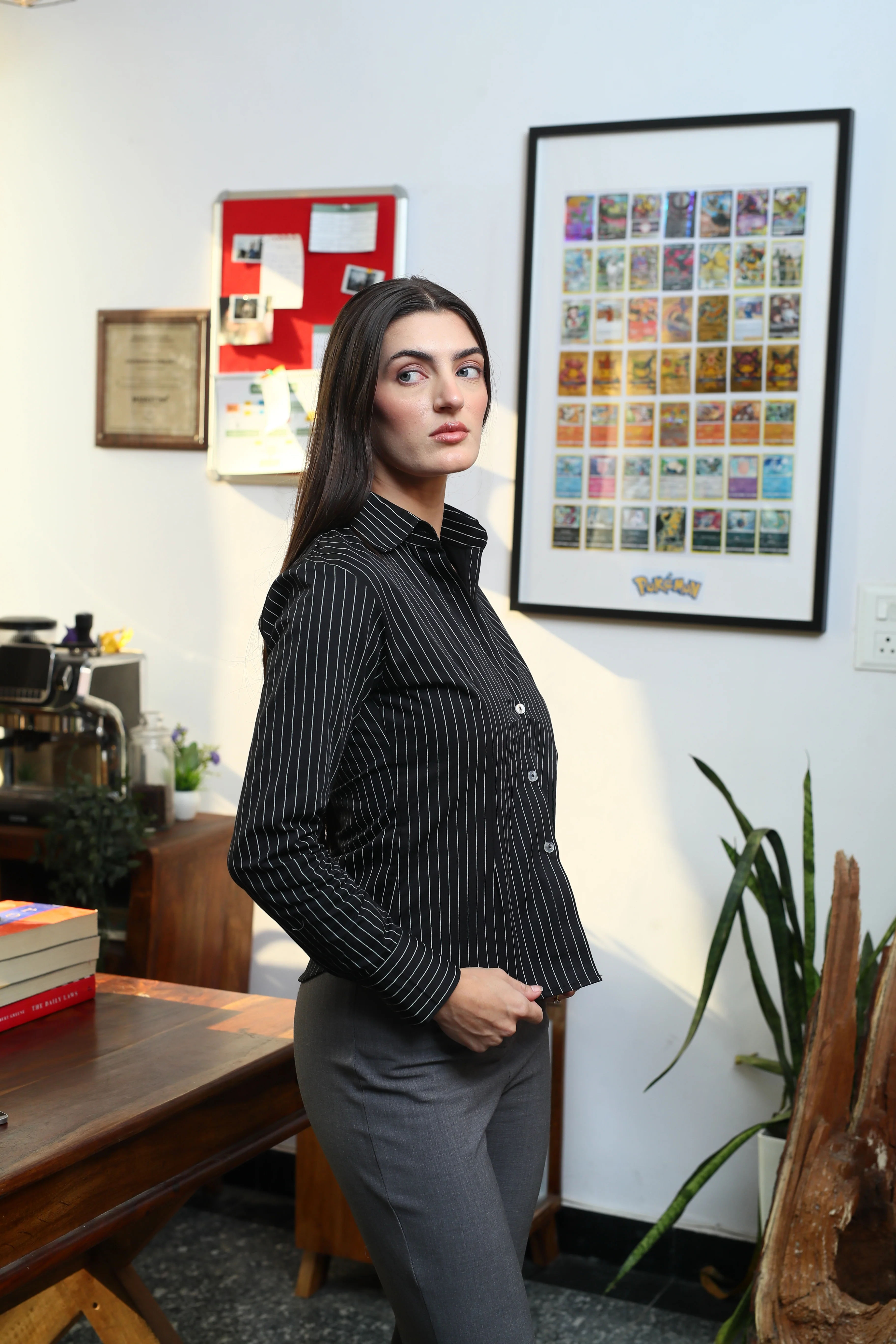 Stella Striped Black fitted shirt - Image 4