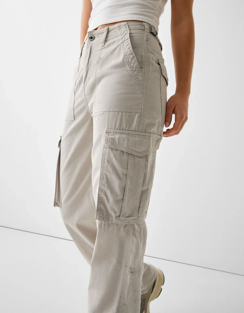 Off White Cargo Pants (Adjustable belt ) - Image 3